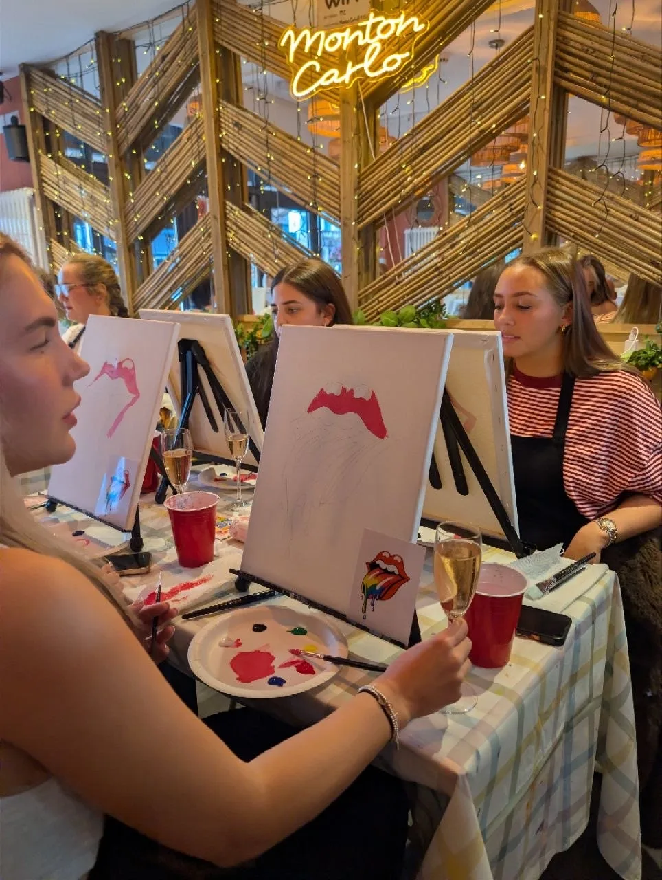 Monton Carlo - Mouth (Rainbow) — photo